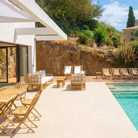 ヴィラ Avec Piscine Privee A