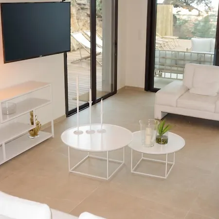 ヴィラ Avec Piscine Privee A *